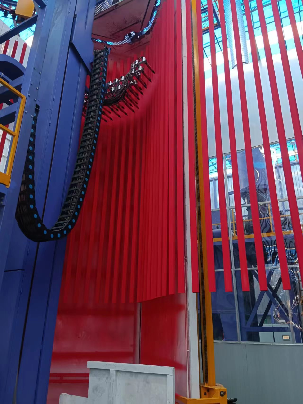 Haztek Vertical Automatic Powder Coating Line with Bridge-Type Furnace